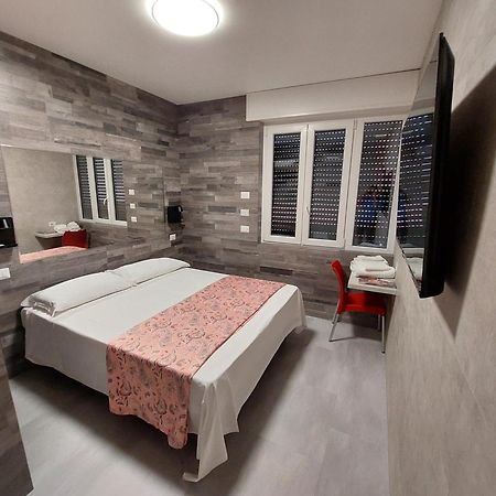 Hotel Pontenuovo Merone Εξωτερικό φωτογραφία