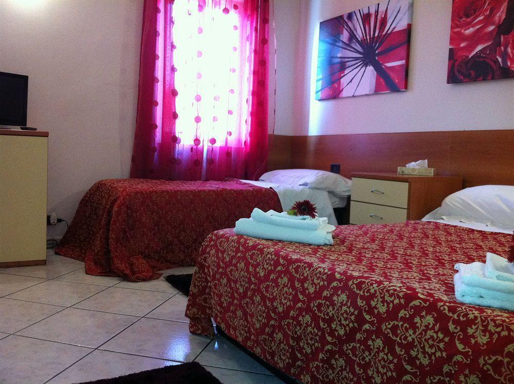 Hotel Pontenuovo Merone Εξωτερικό φωτογραφία