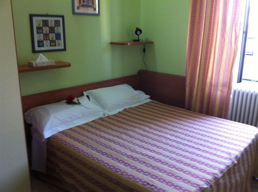 Hotel Pontenuovo Merone Εξωτερικό φωτογραφία