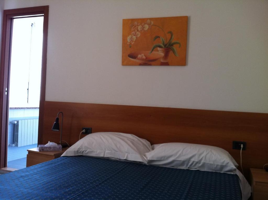 Hotel Pontenuovo Merone Δωμάτιο φωτογραφία