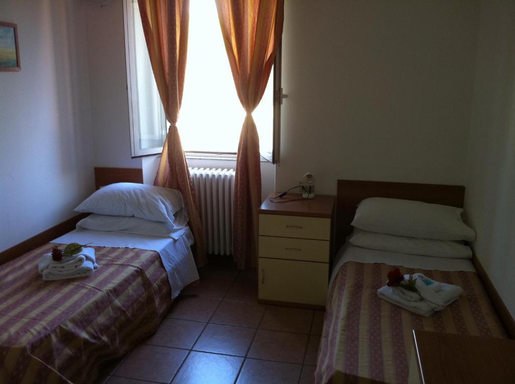 Hotel Pontenuovo Merone Δωμάτιο φωτογραφία